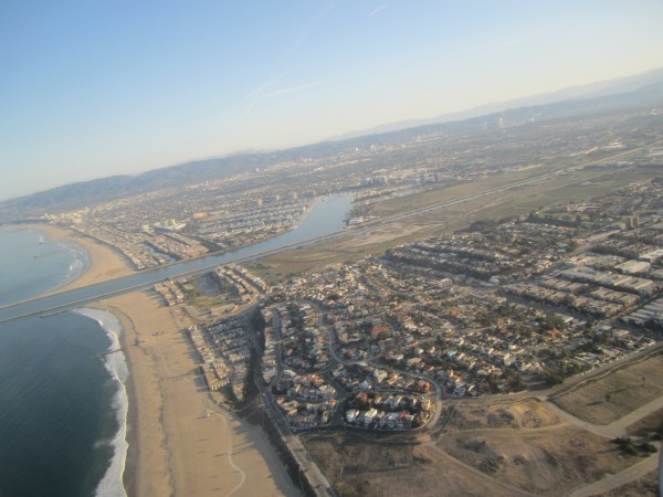 LAX vista despegando