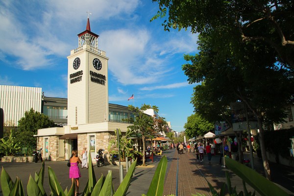 Farmers Market at the Grove