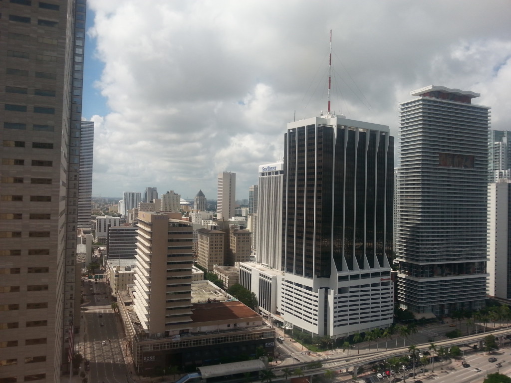 InterContinental Miami - Lounge and Gym-02