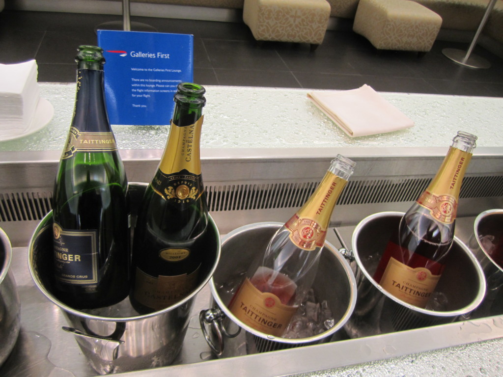 Galleries First British Airways Lounge Heathrow 2015-03