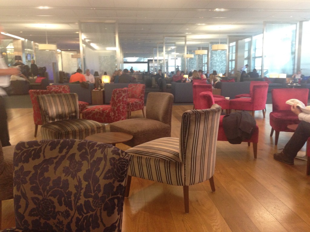 Galleries First British Airways Lounge Heathrow 2015-58