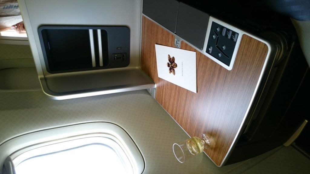 MAD-JFK en la Clase Ejecutiva Renovada en el B763 de AA