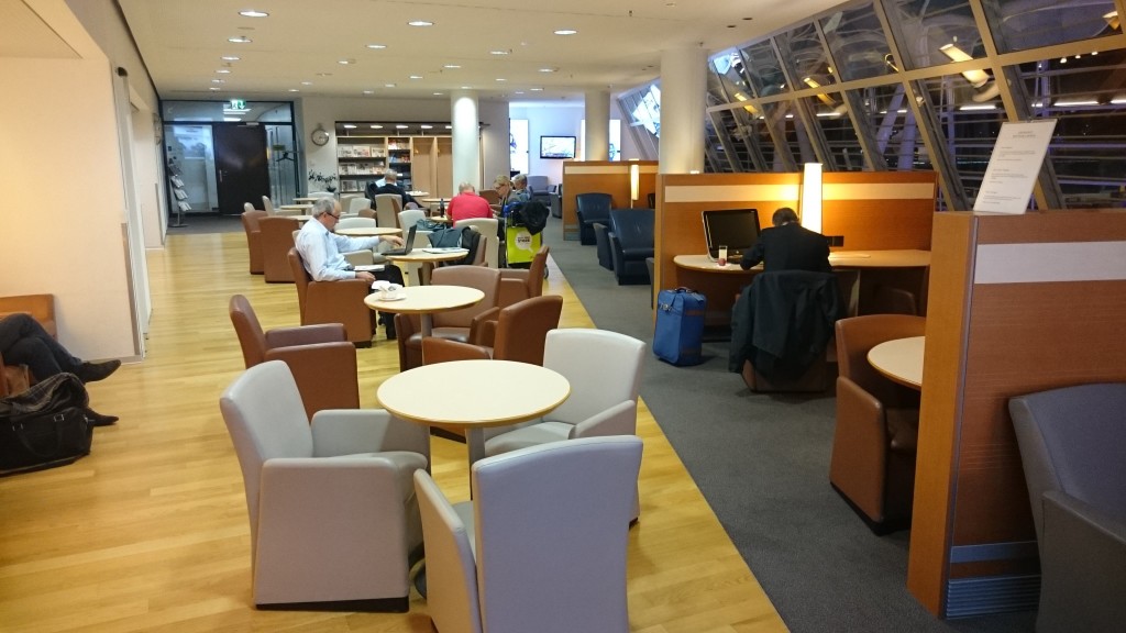 Zurich ZRH airport - Oneworld y Skyteam Lounges Priority Pass-26