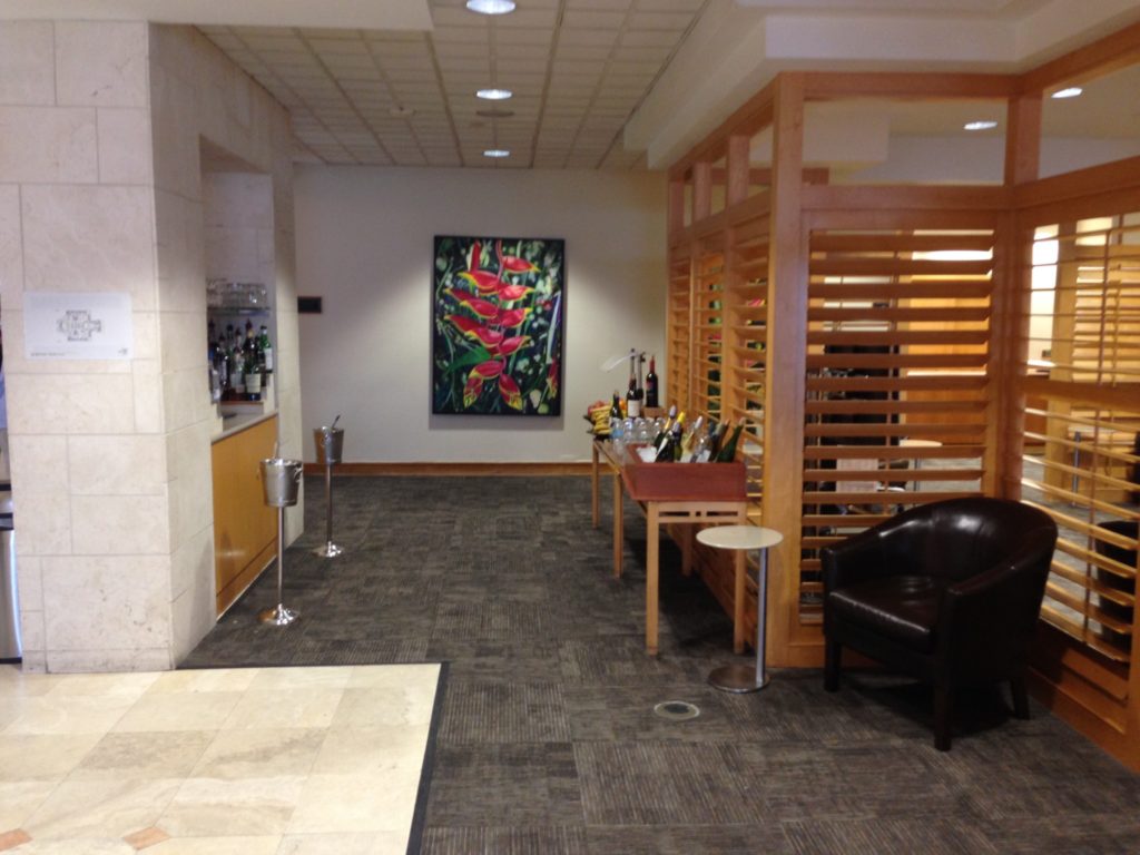 Sala VIP lounge oneworld en Terminal E de Miami - MIA-14