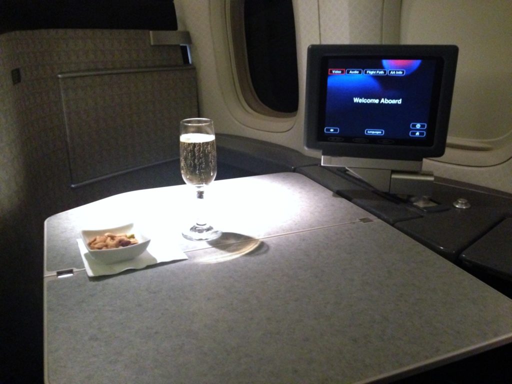 Primera Clase Clasica American Airlines B777-200 MIA-LHR42b