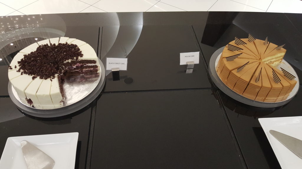 un pastel de chocolate