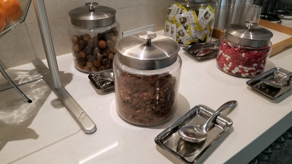una licuadora en una cocina